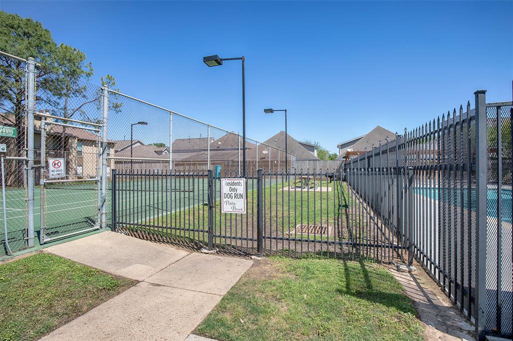 3300 Pebblebrook Drive #36, Seabrook, Texas image 27