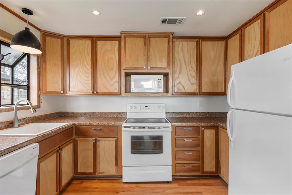 332 Oak Crest Drive, Livingston, Texas image 13