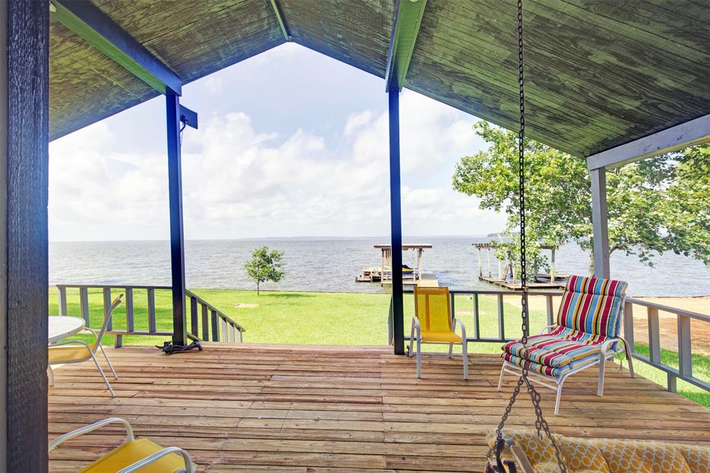 332 Oak Crest Drive, Livingston, Texas image 5