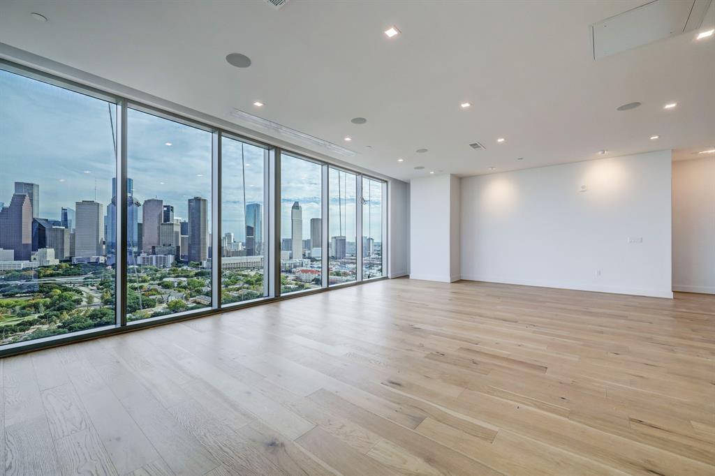 1711 Allen Parkway 2106