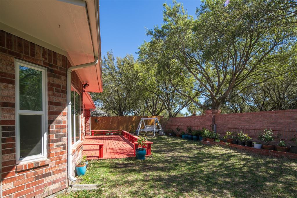 2111 Scenic Hollow Court, Katy, Texas image 29