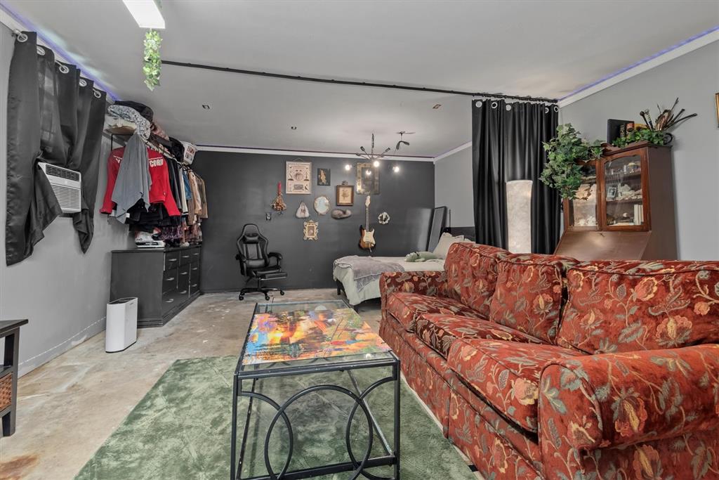 227 Oak Hollow Street, Conroe, Texas image 25
