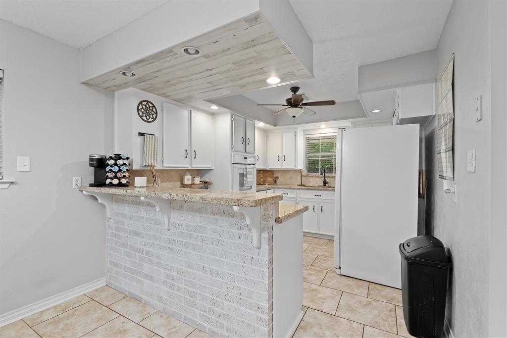 227 Oak Hollow Street, Conroe, Texas image 14