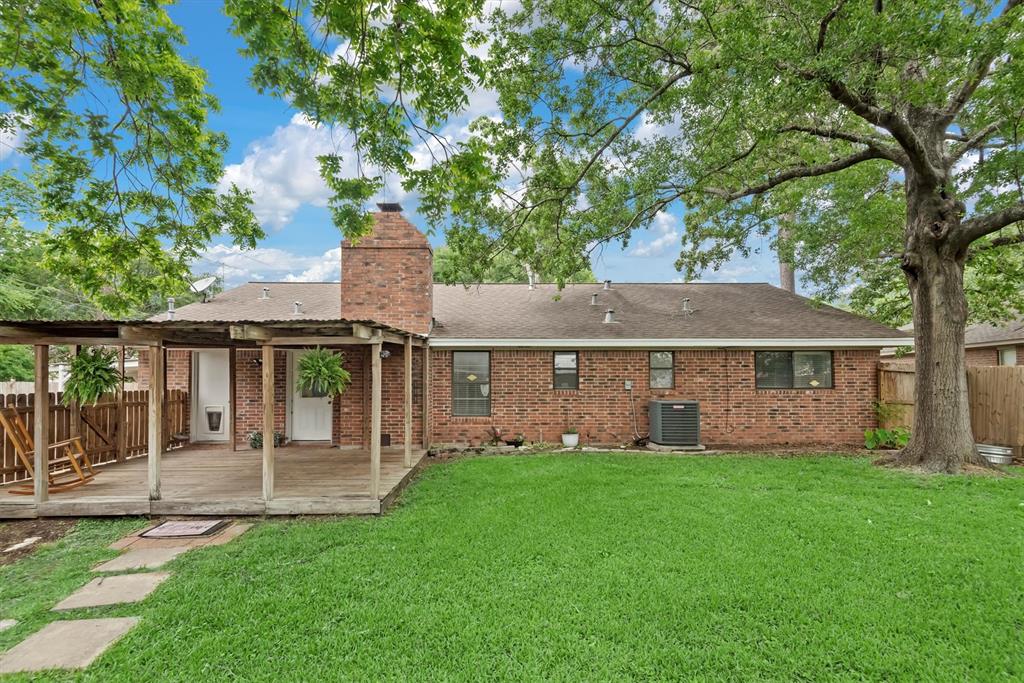 227 Oak Hollow Street, Conroe, Texas image 29