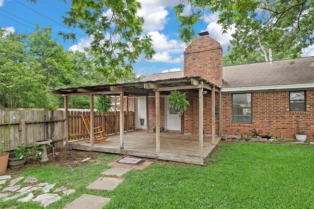 227 Oak Hollow Street, Conroe, Texas image 27