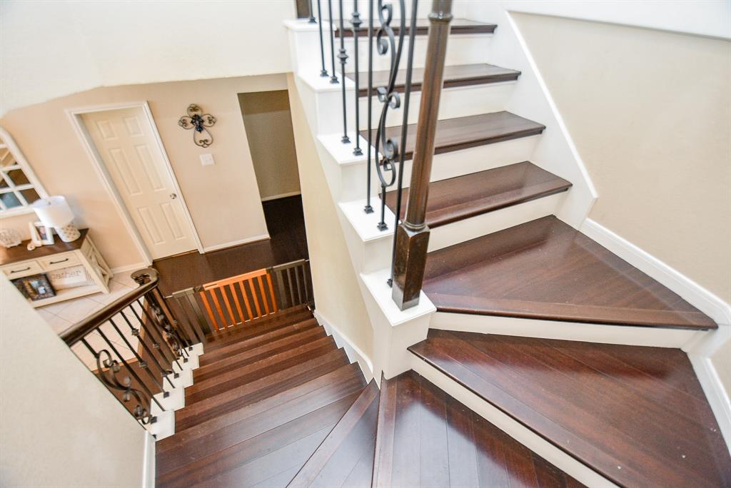 19707 Powerscourt Drive, Humble, Texas image 12