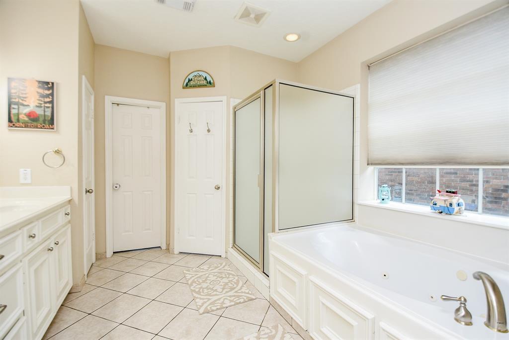 19707 Powerscourt Drive, Humble, Texas image 13