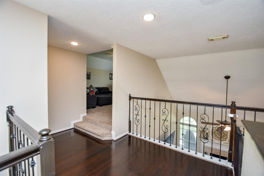 19707 Powerscourt Drive, Humble, Texas image 24