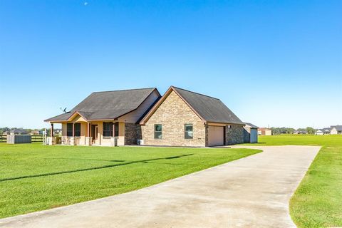 A home in Angleton