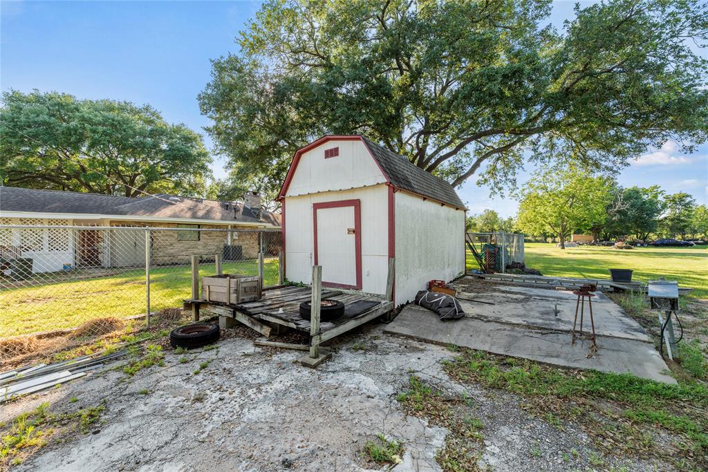 1262 Fm 359 Road, Brookshire, Texas image 9