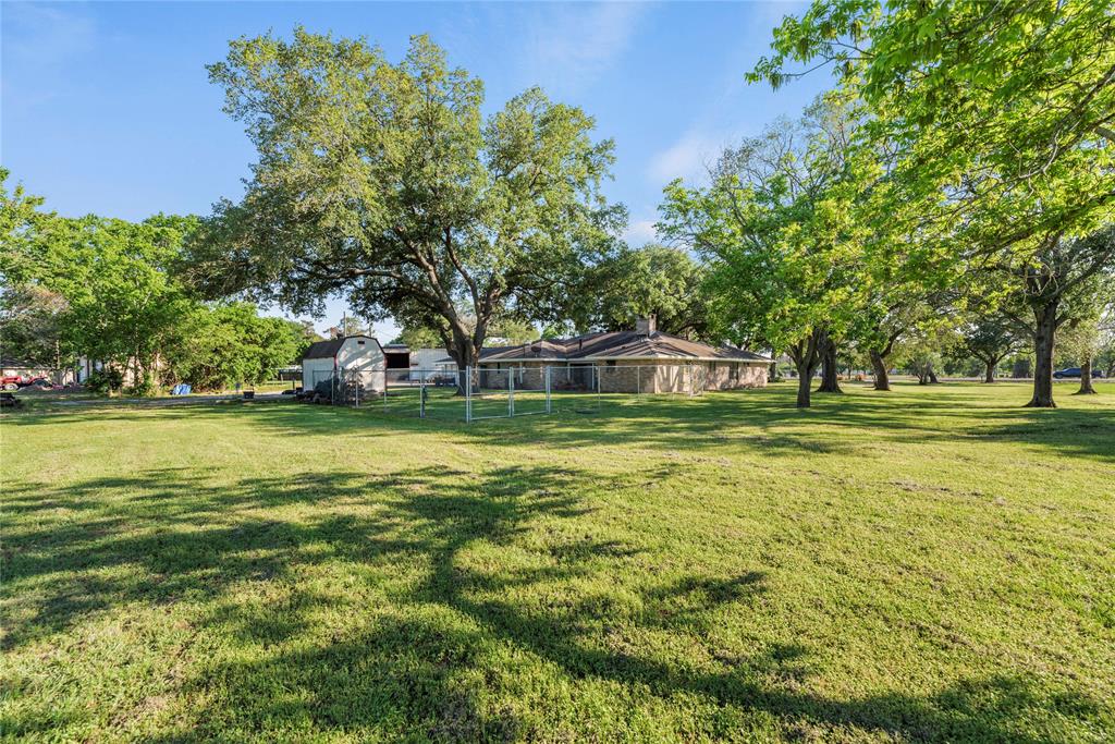 1262 Fm 359 Road, Brookshire, Texas image 11