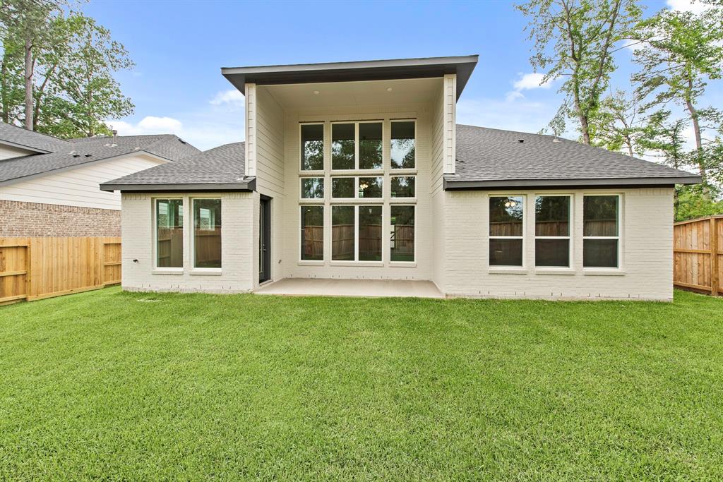 130 Mockingbird Trails Drive, Willis, Texas image 25