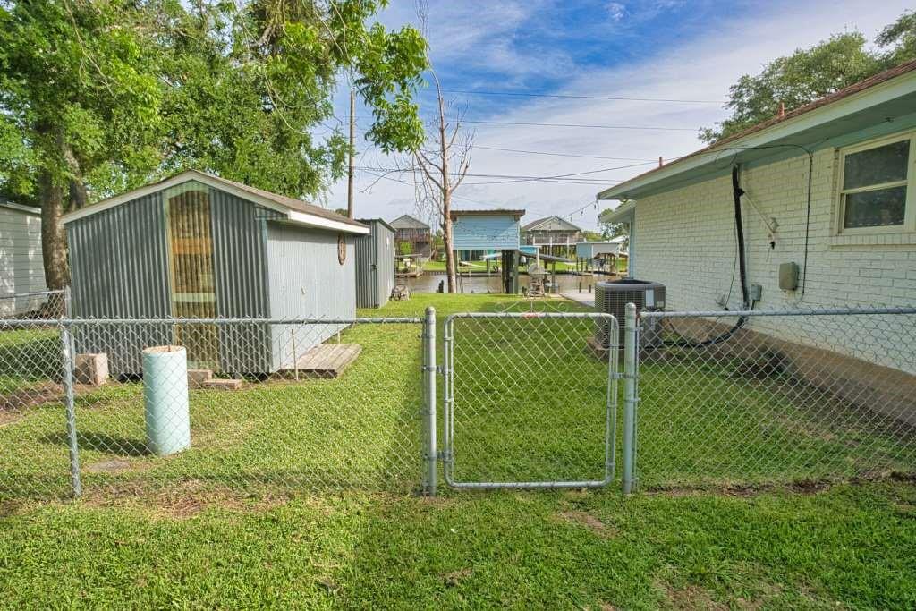 450 County Road 206, Sargent, Texas image 10