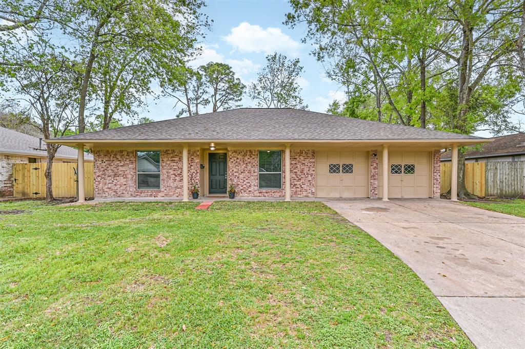 5306 Apple Springs Drive, Pearland, Texas image 1