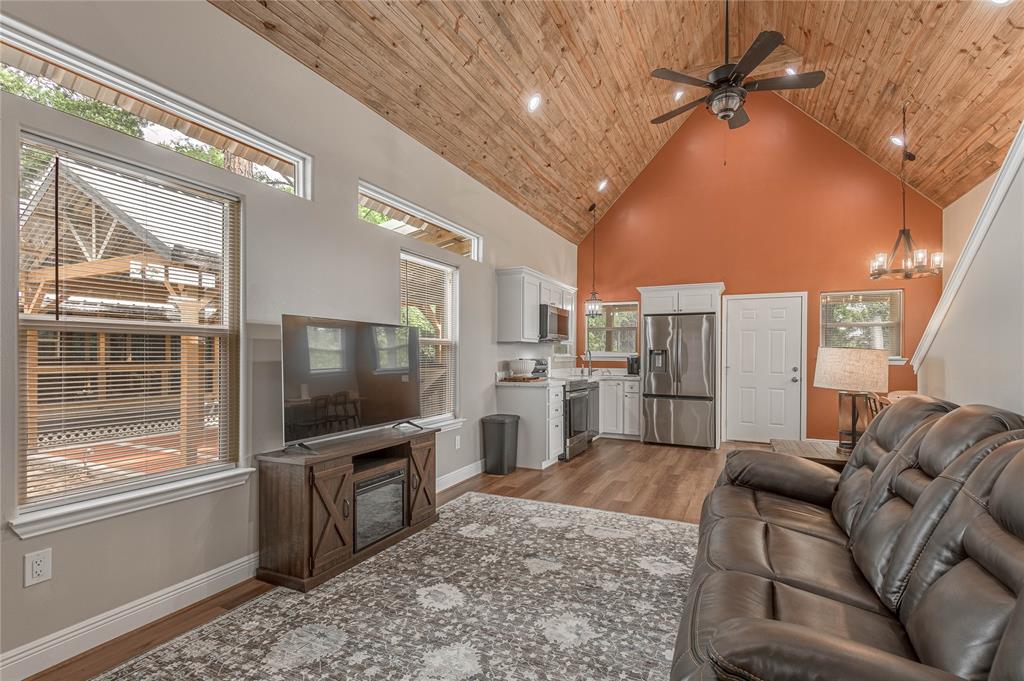 4785 Us-287, Crockett, Texas image 19