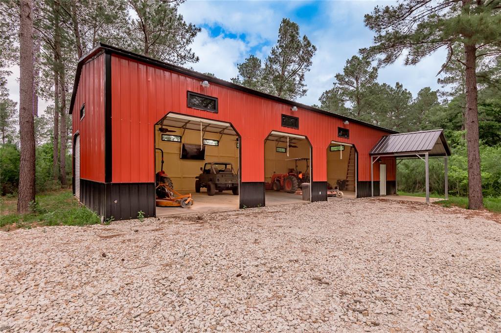 4785 Us-287, Crockett, Texas image 45