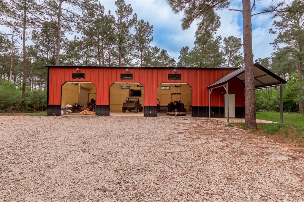 4785 Us-287, Crockett, Texas image 44