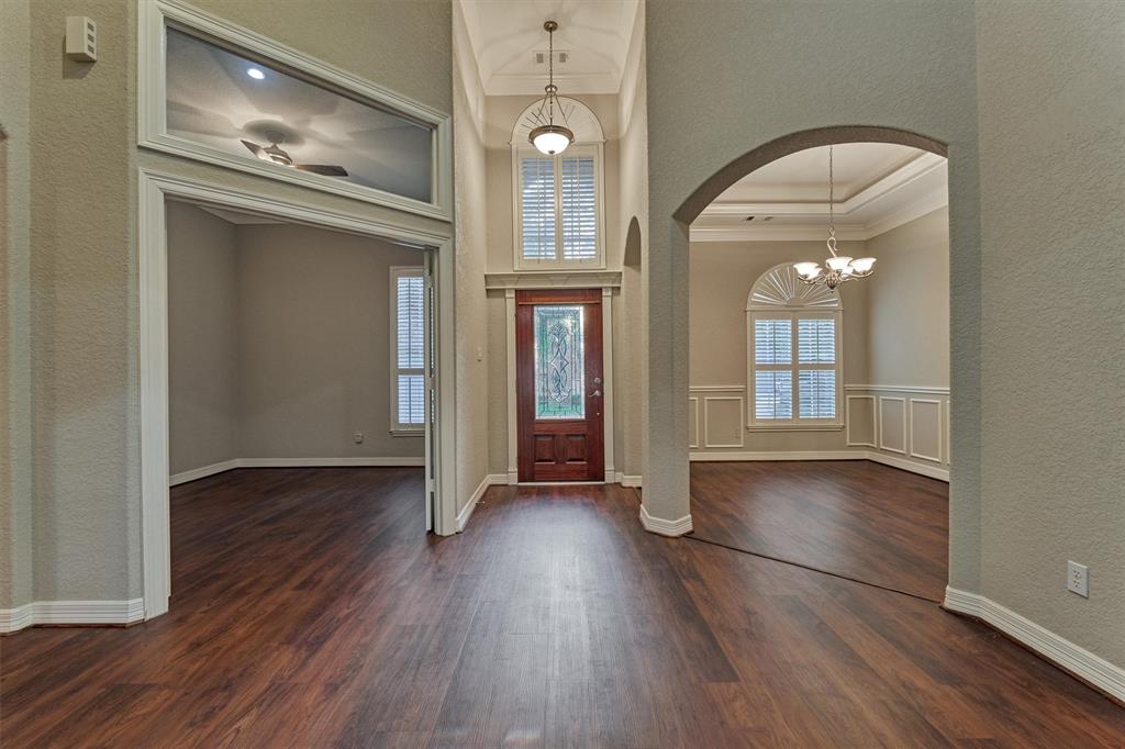 18 Monterrey Cove, Montgomery, Texas image 8