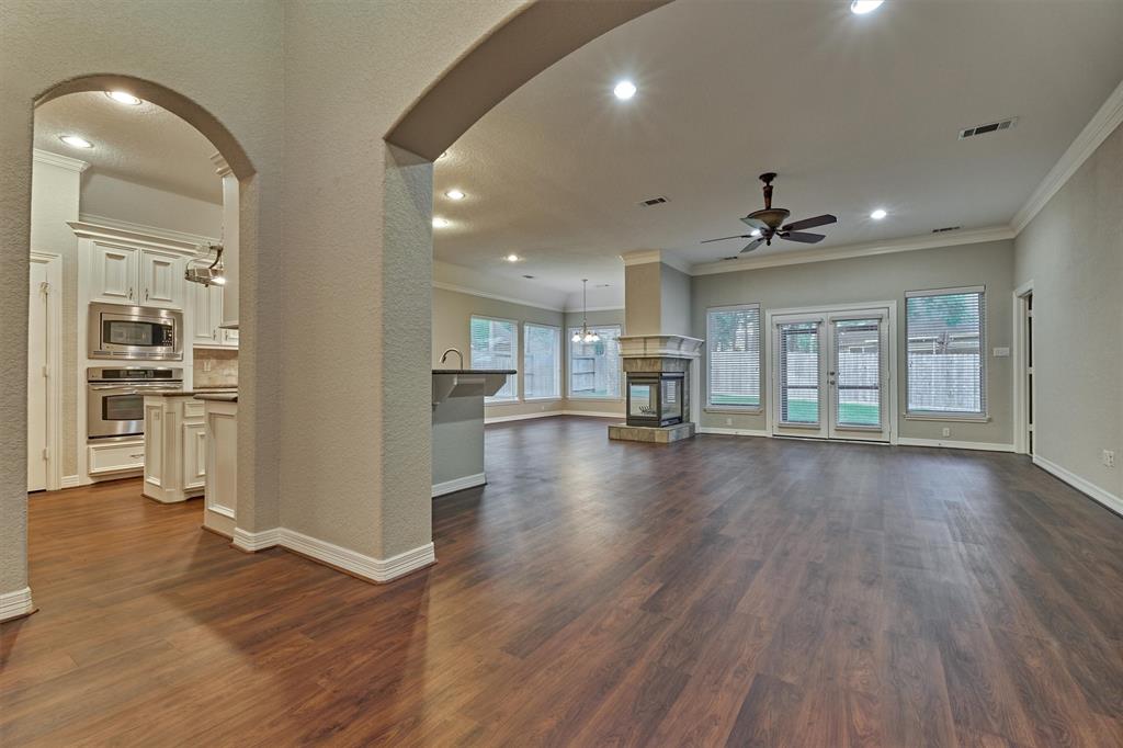 18 Monterrey Cove, Montgomery, Texas image 13