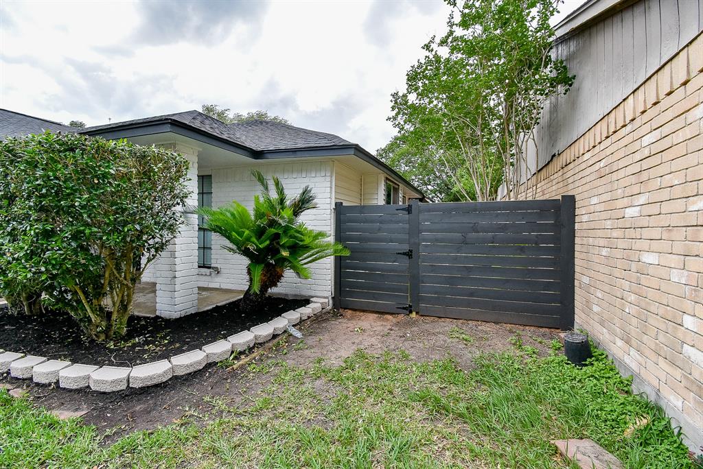 2012 Hickory Glen Drive, Missouri City, Texas image 29