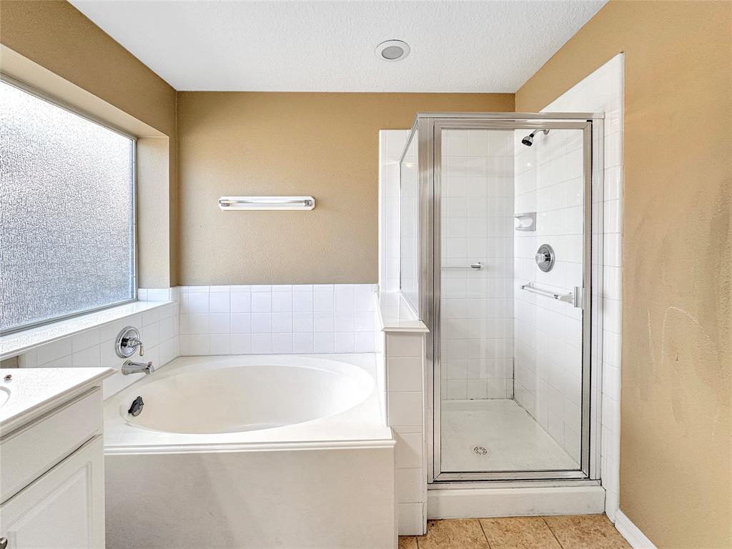 7510 Fall Creek Bend, Humble, Texas image 12