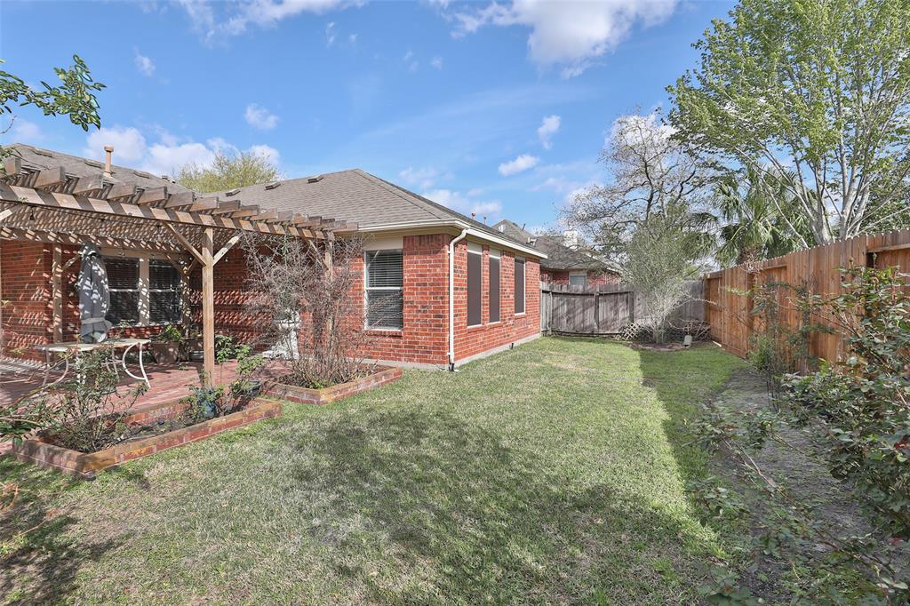 26870 Kings Crescent Drive, Kingwood, Texas image 27