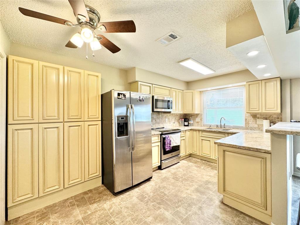 55 Westwood Village Drive #55, Trinity, Texas image 8