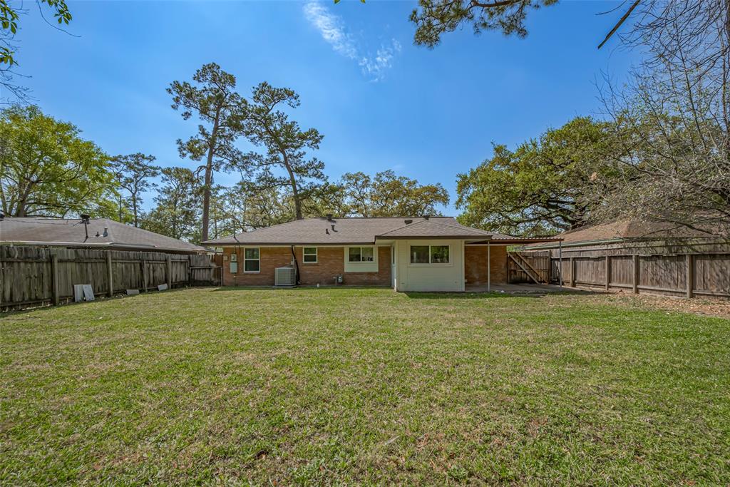 4822 Ella Boulevard, Houston, Texas image 11