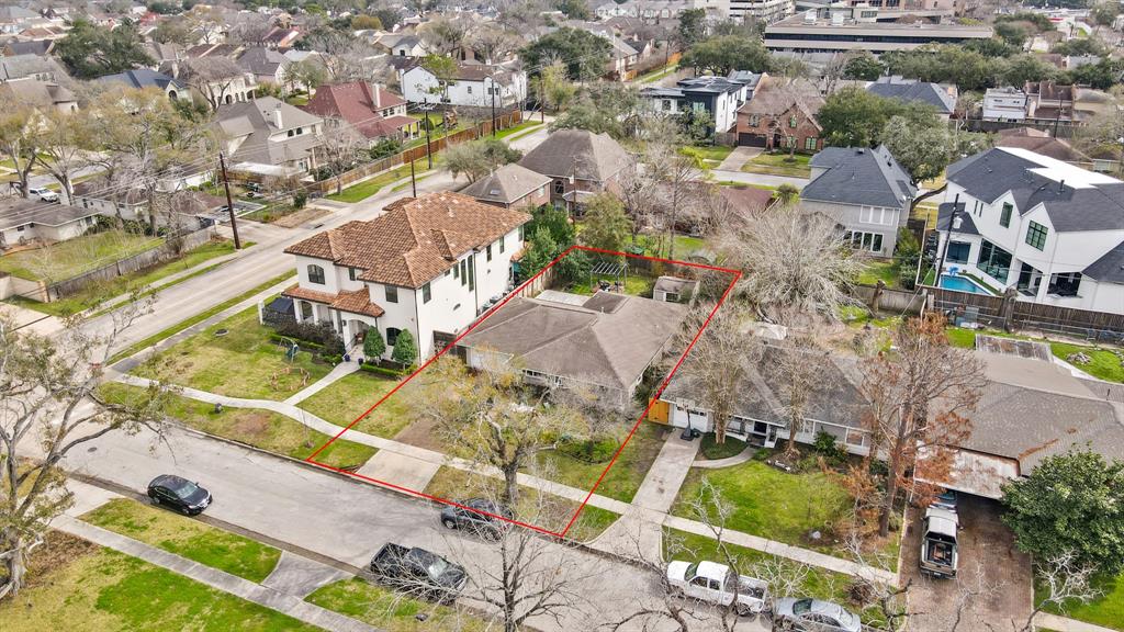 918 Wildwood Lane, Bellaire, Texas image 3