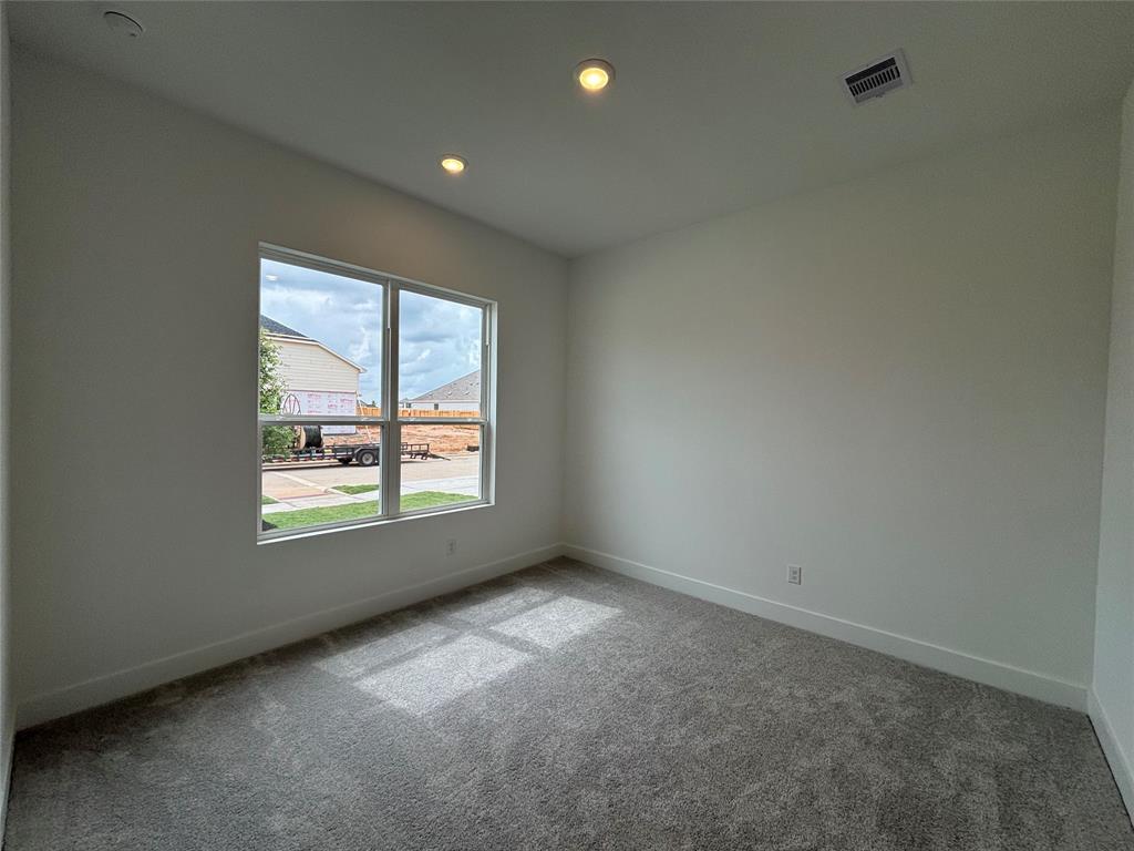 2427 Daisy Meadow Place, Fulshear, Texas image 22