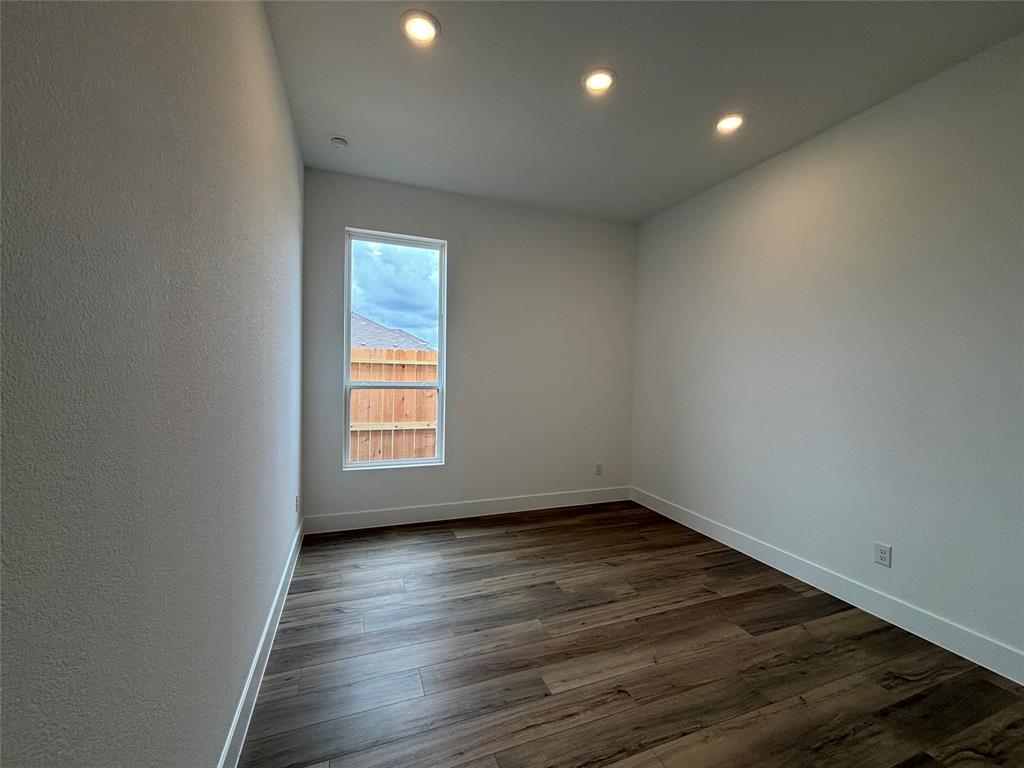 2427 Daisy Meadow Place, Fulshear, Texas image 17