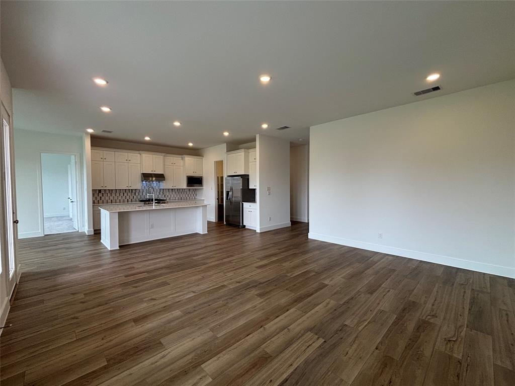 2427 Daisy Meadow Place, Fulshear, Texas image 3