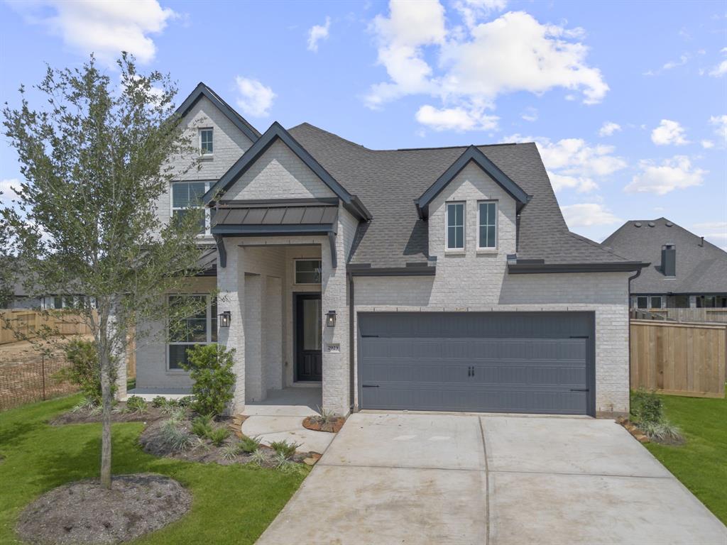 2923 Peach Valley Road