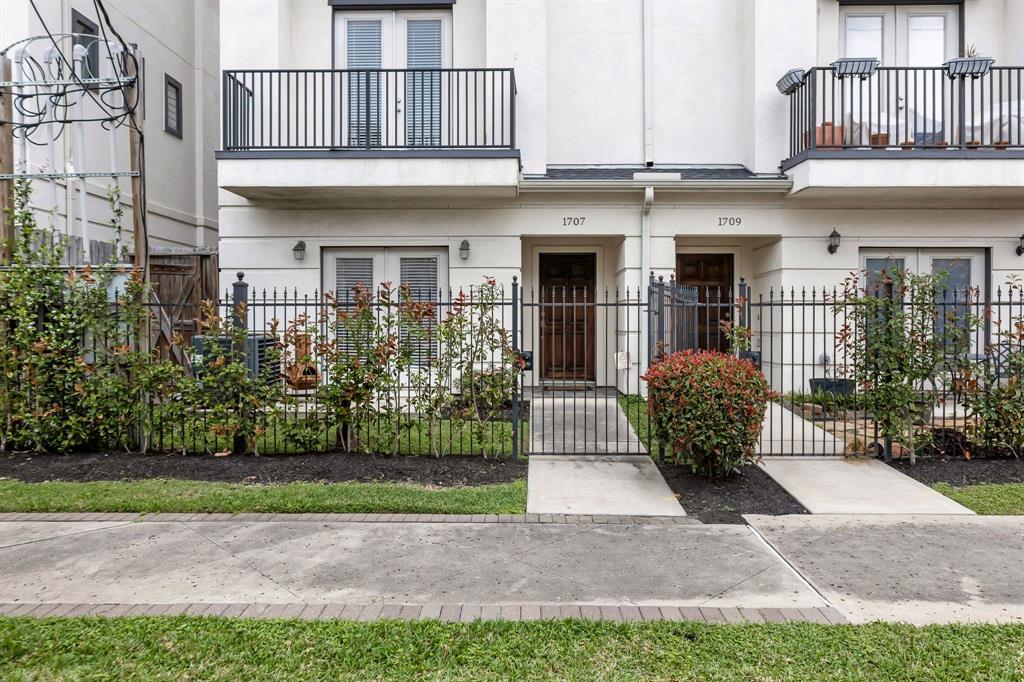 4718 Sunshine Drive Drive, Sugar Land, Texas image 3