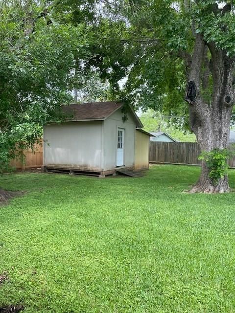 A home in Lake Jackson