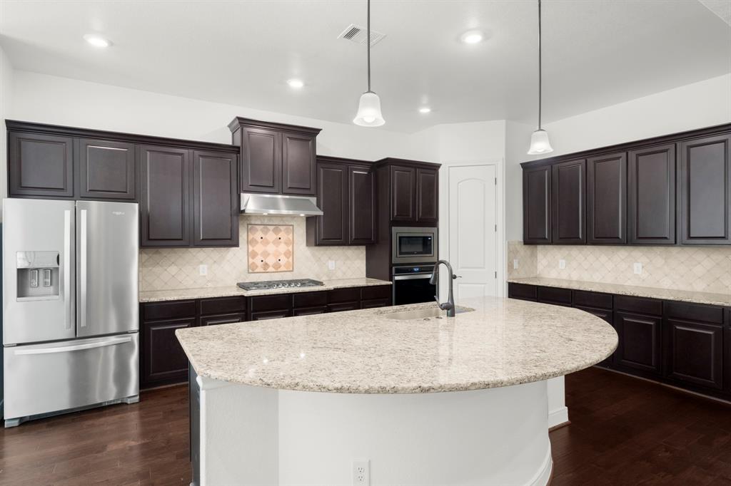 21238 Hidden Bend Loop, Magnolia, Texas image 10