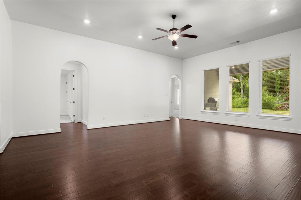 21238 Hidden Bend Loop, Magnolia, Texas image 6