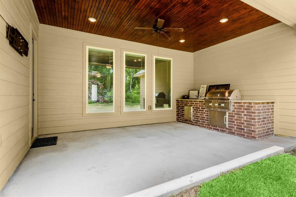 21238 Hidden Bend Loop, Magnolia, Texas image 25
