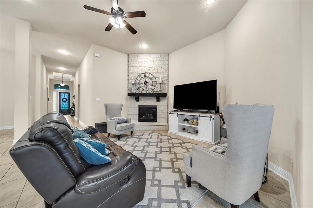 18610 Fairmont Springs Court, Cypress, Texas image 16