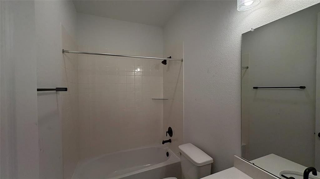 17522 Tulip Willow Way, Hockley, Texas image 25