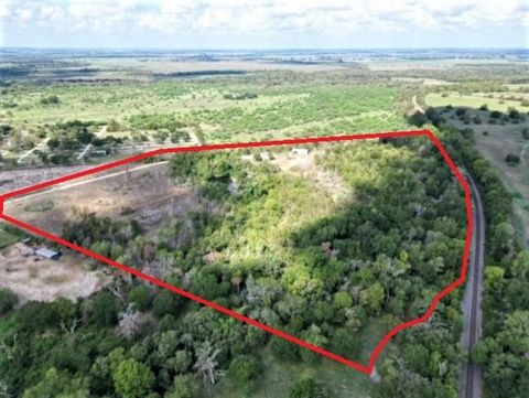 Photo of 212 Benton Road Rd, Navasota, TX 77868 (MLS # 84918111) Photo of 212 Benton Road Rd, Navasota, TX 77868 (MLS # 84918111)