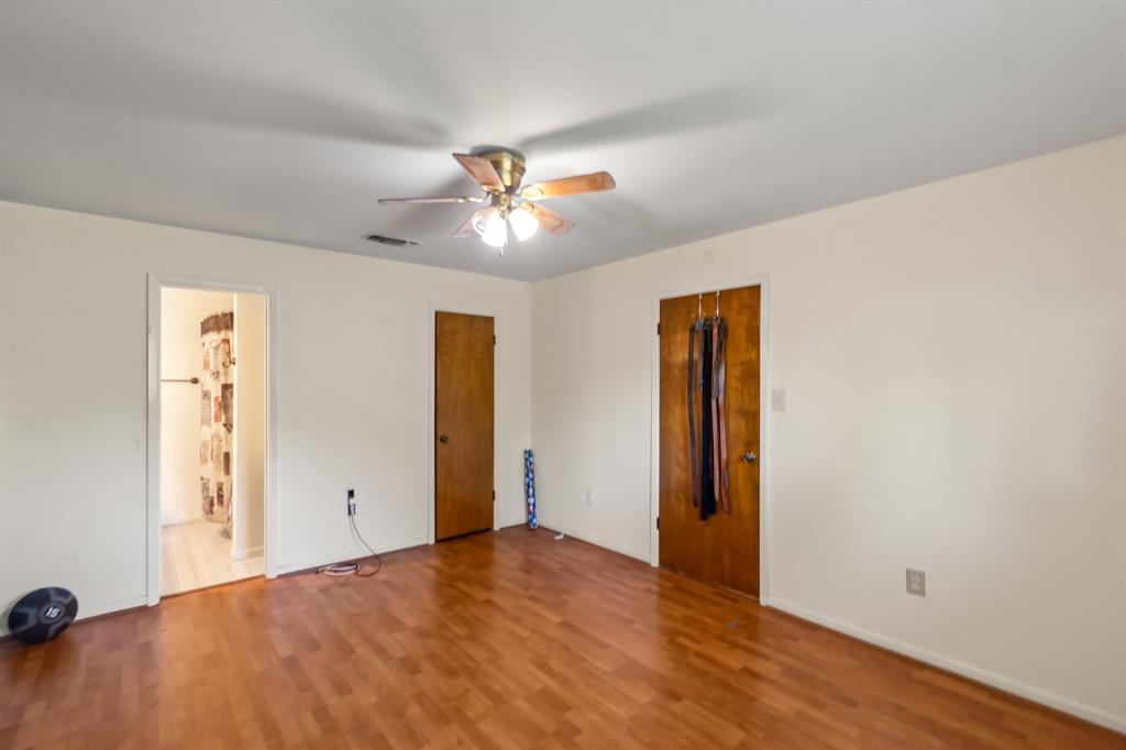 309 Nasturtium Street, Lake Jackson, Texas image 14