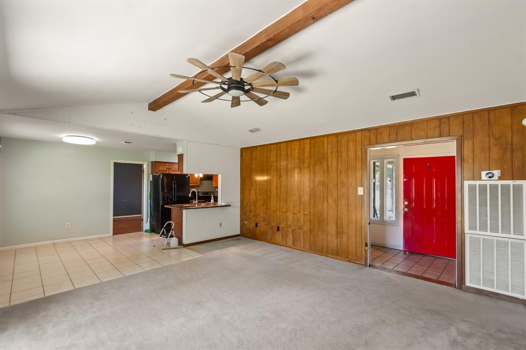 309 Nasturtium Street, Lake Jackson, Texas image 7