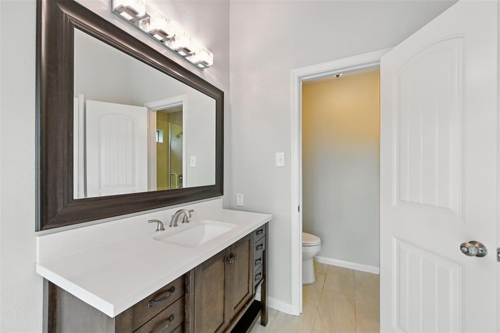 4511 Ravine Drive, Friendswood, Texas image 19
