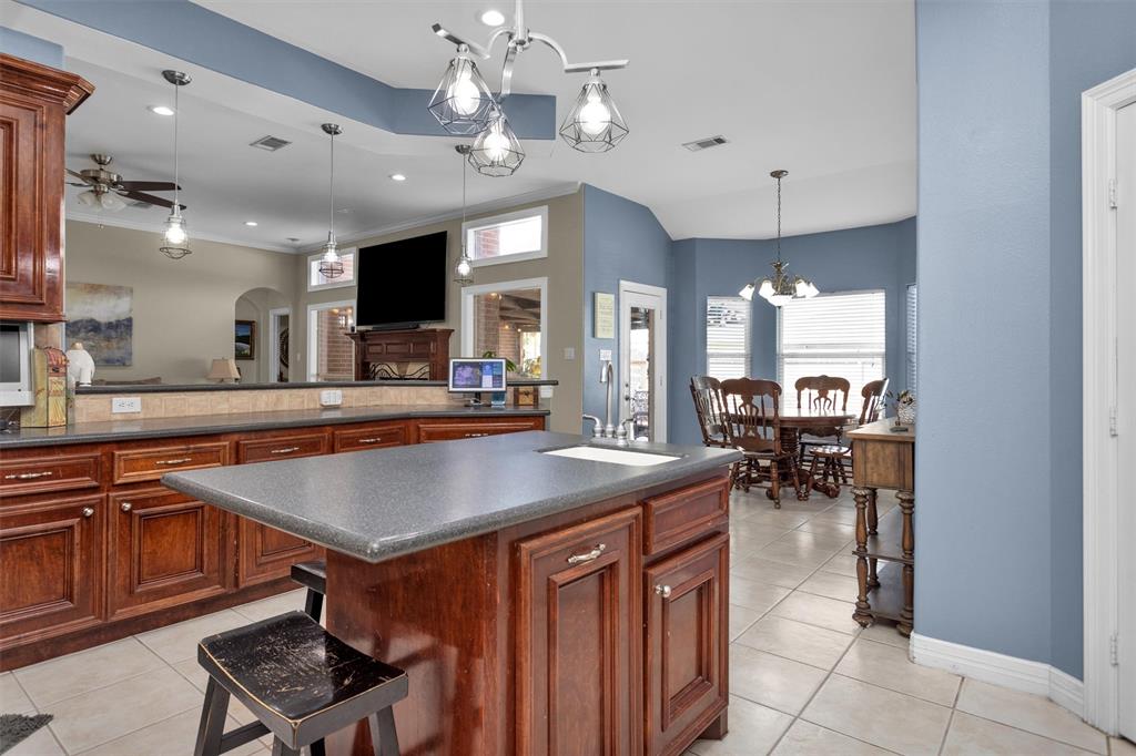 303 Beaumont Drive, Magnolia, Texas image 14