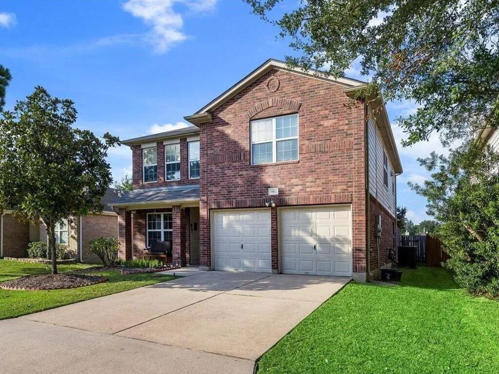 11810 Skydale Drive, Tomball, Texas image 1