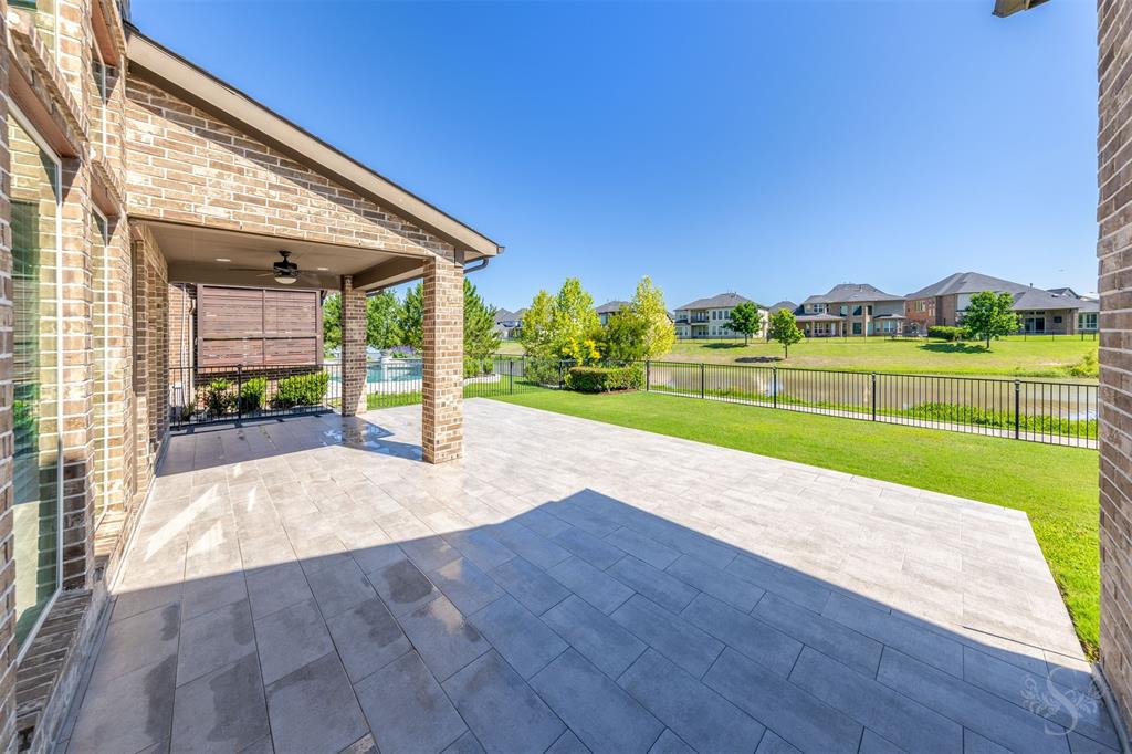 28426 Evergreen Cove Lane