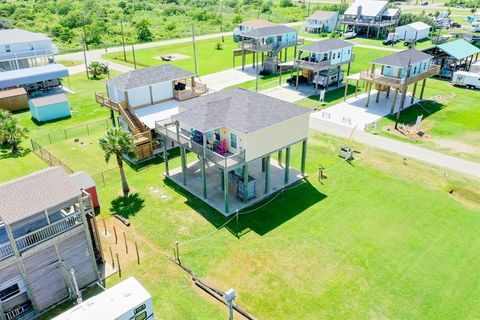 A home in Port Bolivar