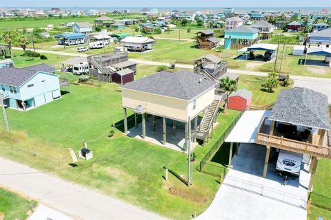 A home in Port Bolivar