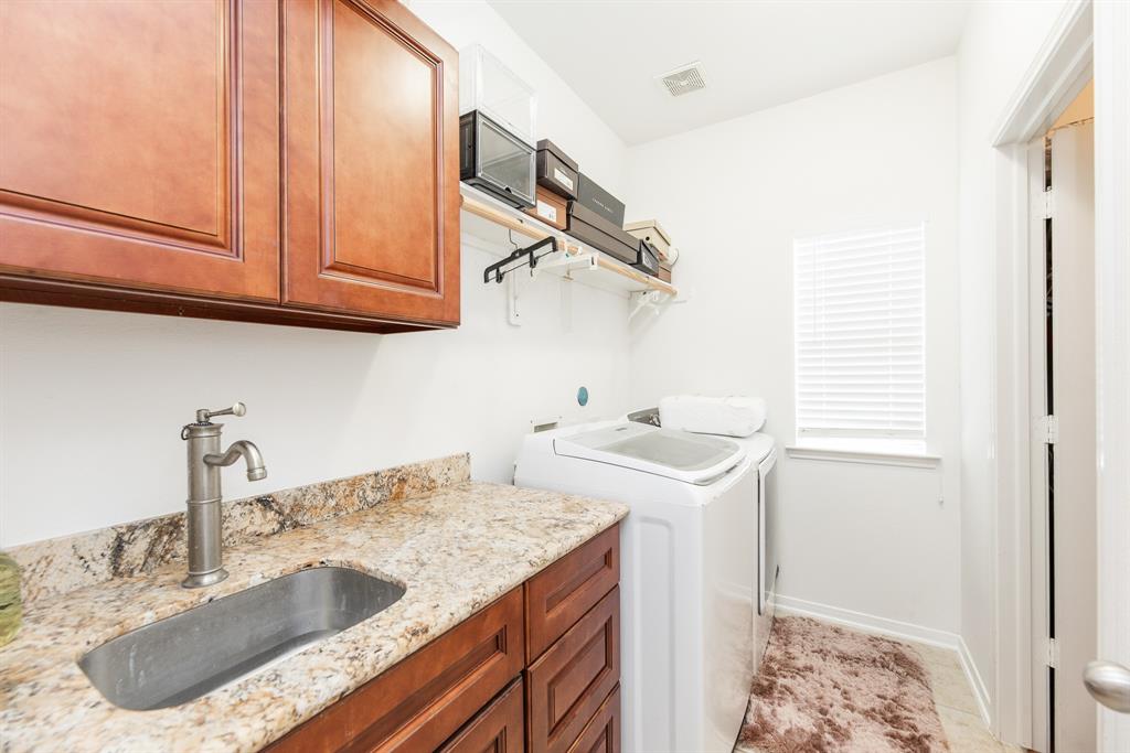 13422 Great Creek Drive, Pearland, Texas image 23
